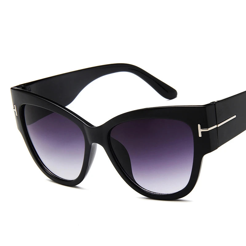 Cat eye glasses