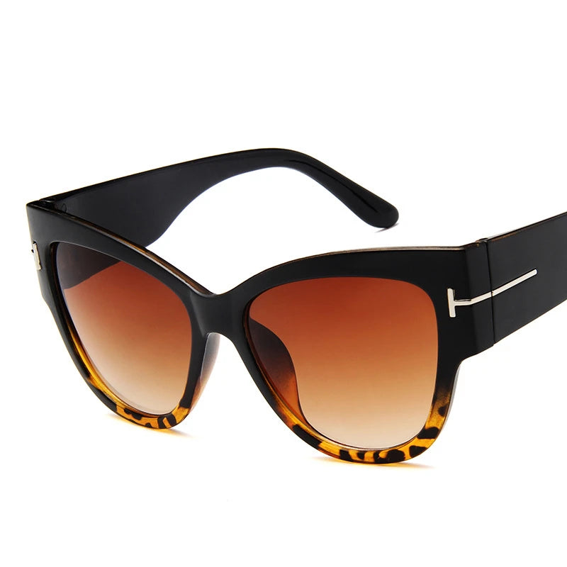 Cat eye glasses