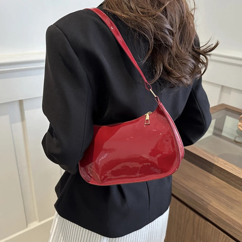 Sac hobo vernis