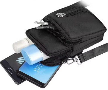 Pochette téléphone "coeurs"